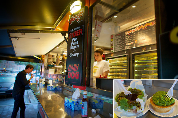 Harry's Cafe de Wheels - Australian Meat Pies