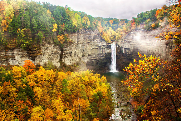 Fall Colors at Taughannock Falls